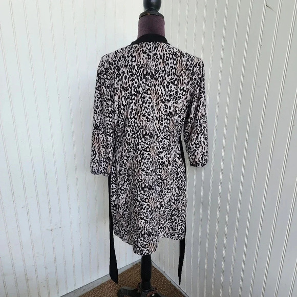Women's Short Wrap Belted Dressing Robe Leopard Print Stretch Gray Black L - Picture 6 of 13